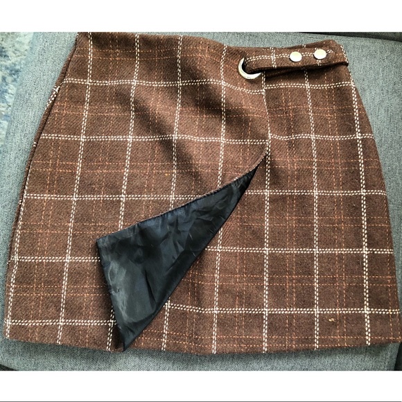 Mini skirt - Picture 3 of 4